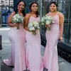 Romantyczny Różowy Syrenka Druhna Dresses Plus Size African Girls Spaghetti Paski Appliqued Top Długa Honor Gowns Wedding Guest Party Vestidos