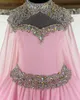 Pembe Şifon Pageant Elbise Gençler İçin Gençler 2022 Cape Yüksek Boyun Bling Kristalleri Uzun Resmi Olay Parti Elbisesi Küçük Kız Zippe320Q