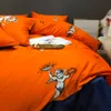 100% coton Literie orange vif Set 4pcs Cupidon HD Couvertures de couette d'impression numérique Ensembles de linge de lit en satin des années 60 Double Queen King Sheet 201021