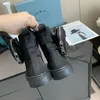 New Design Uomo Donna Sneakers alte in nylon con ruote Triple Nero Bianco Moda Scarpe casual Scarpe da ginnastica da uomo con plateau qualità 35-45