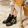 ブート女性牛革正方形クリスタルボタン足首のブーツラインストーンマーティンブート蹄ヒール純正靴女性ショート220310