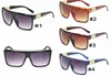 2022 Sommarsolglasögon för män och kvinnor stil anti-ultraviolet retro platta fyrkant full ram mode glasögon slumpmässiga