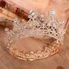 2021 Accesorios de tiaras nupciales barrocas vintage Cristales coloridos dorados / plateados Tocados de princesa Impresionantes tiaras y coronas de boda 12146