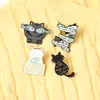 Lindas Historieta Gatos Enamel Pins Pins Colors High Croilty Fish Cat Broches Para Niños Regalo Pin Pin Bolsas De Ropa