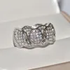 Кластерные кольца 18k белые золотые ювелирные изделия кольцо женщины происхождение натуральный мосанитный драгоценный камень Pave Pave Objectement Box мужчины