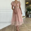 2020 barato Glitter Blush Vestidos de fiesta cortos con cuello en V Mangas abullonadas Tul plisado Vestidos de noche Botones Tea-Length A-Line Vestidos de fiesta