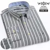 Mens manga comprida Sólida Oxford vestido camisa masculina casual regularwith esquerdo peito bolso tops botão para baixo camisas lj200925