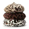 Береты французский стиль мода леопардовый принт берета зима теплые волосы женские винтажные мягкие шансы шапка1