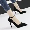 Vendita calda-Donne Sandali con cinturino alla caviglia Punta a punta Scarpe da festa di nozze Tacchi sottili Casual Office Lady Gladiator Party Dress Suede Stiletto