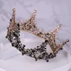 NEUE schwarze Prinzessinnen-Kopfbedeckung, schicke Braut-Tiaras, Accessoires, atemberaubende Kristalle, Perlen, Hochzeits-Tiaras und Kronen 12102342V