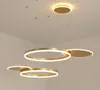 Lámpara de araña de anillo LED moderna con control remoto, luz colgante de techo regulable dorada con pantallas acrílicas para dormitorio y sala de estar