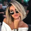 Krótkie kręcone Highlight Color Wig Ombre Syntetyczne Peruki Proste Krótkie Peruki Dark Root Blondynka Odporna na ciepło Włókno