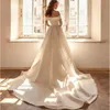 Bescheidene Brautkleider, Bateau-Illusion, lange Ärmel, Spitze, appliziert, Boho-Garten-Brautkleider, Sweep-Zug, elegante, einfache Robes de Mari￩e