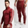 Mens Running Sportswear Moletom / Sweatpants Calças Ginásio Fitness Treinamento Jaquetas Calças 2 Pçs / Sets Masculino Corredores Vestuário esportivo