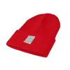 19 colores Gorros de invierno con logotipo Sombreros de lana hombres mujeres moda sombrero de punto deportes clásicos gorras de calavera Mujer casual al aire libre unise278u