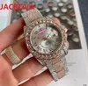 Mens Womens Big Diamonds Ring Montres à quartz 41mm Montres classiques en acier inoxydable Calendrier parfait en or rose Bracelet en or Montre-bracelet Montre de luxe