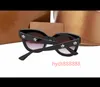 2021 neue Designer-Sonnenbrille Markenbrille Outdoor-Sonnenschirm PC-Rahmen Mode klassische Damen Luxus 0208 Sonnenbrille Schattenspiegel Frauen