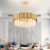 居間のための現代的なクリスタルシャンデリアランプの贅沢なゴールドのステンレス鋼ランプの家の装飾チェーンライトフィクスチャは屋内照明を導きました