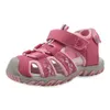 Apakowa Girls Sport Beach Sandals Cutout Summer Kids Shoes Toddler Sandaler Stängda tå flickor Sandaler Barn Skor EU 21-32 LJ201203