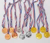子供のためのリボンプラスチックの勝者メダルを備えたゴールドシルバーブロンズアワードメダル