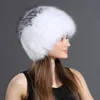 Vinter Naturlig Real Raccoon Fur Hat Med Good Elastic Real Fur Ear Flaps Hat Kvinnor Stickad Cap Wholesale