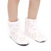 Zapatillas de casa de invierno para mujer Mntrerm, zapatos de algodón de felpa suave, zapatillas informales de madera sólida para interiores, zapatillas de mujer con bordado en forma de corazón Y200628