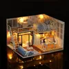 DIY Miniaturowe Dollhouse Meble Zestaw Doll House Drewniane Lalki Domy Urodziny Prezenty z LED Zabawki Dust Dorosłych dzieci 201217