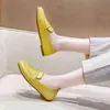 حذاء اللباس mocassins en cuir à bout carré pour femmes chaussures plates à enfiler couleur bonbon blanc noir jaune grande taille 35-43 9472N 220309