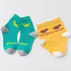 5 paia/set calzini per bambini in cotone con stampa dinosauro calzini in gomma antiscivolo per pavimenti calzini per bambini primavera autunno cartone animato M3136