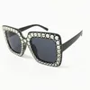 Luxe oversized tinten vrouwelijke zonnebril imitatie diamant zonnebril anti-uv bril vintage bril voor goggle eyewear