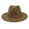 Breda rand hattar 2021 män kvinnor ullfilt leopard tryck fedora med bältespänne vintage platt två ton panama trilby cap hatt