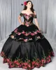 2022 Black Quinceanera Jurken Charro Afneembare Rok Floral Geborduurd Off The Shoulder Sweet 16 Dress Mexican Theme Plus Size Gothic