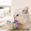 Jouet pour chat de compagnie coloré, jolies cloches faites à la main, balle rebondissante, herbe-aux-chats intégrée, interactive, idéale pour le plaisir et le divertissement