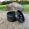 独自の設計の喫煙ハーブスパイスグラインダーの直径63mm 4ピース金属タバコクラッシャーの花粉スクレーパー