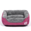 Кровати для больших собак Собака Candy Цветной квадратный гнездо Питомник грязный и влагостойкий дом щенок кровать PET MAT 201223
