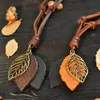 Pendant Necklaces NIUYITID Leaves Leather Necklace For Men Vintage Brown Rope Fashion Jewelry Male Choker Collier Gift1