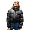 Parkas cortas gruesas de invierno para mujer, abrigos cálidos de cuero PU a la moda, chaqueta acolchada de algodón negro para mujer, ropa elegante con cremallera