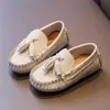 Moda Crianças Sapatilhas Casuais sapatos para crianças meninos meninas sapatos de couro clássico mocassins toddler bebê borla franja barquinho sapato flats