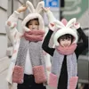 Parents et enfants tout-en-un chapeau de fourrure couleur correspondant chapeau gants écharpe 3 pièces/ensemble hiver peluche enfants enfants sweat à capuche chaud