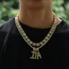 Mode Guldfärg Baguette Brevhänge Halsband Inledande bokstäver Iced Out Cubic Zriconia Hiphopsmycken