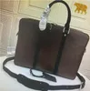 2021 Äkta läderportföljdesigner Mens Bag Högkvalitativ man Bag Famous Brand Mens Shoulder Bags Computer Bag Crossbody Bags 233p