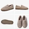 Dameswollen slippers Zachte platte schoenen gemaakt met de hand ronde hoofd Geen schoenveter warme winter 27836 2 9