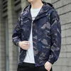 Vestes pour hommes Camouflage veste à capuche; s 2022 automne coréen extérieur décontracté Streetwear mâle respirant militaire coupe-vent