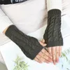 Frauen Winter Twist Crochet Gestrickte Hand Handschuhe für Frauen Kurze Arm Hülse Warme Halbe Finger Finger Handschuhe 2020 Neue handschuh