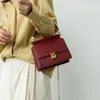Moda Kadın Çanta Tasarım Zincir Omuz Çantaları Lüks PU Deri Crossbody Messenger Çanta Chic Kilit Küçük Flap Bayan Çanta 2021