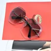UV 400 여자 선글라스 빈티지 여성 선글라스 브랜드 디자이너 대형 트렌드 여성용 야외 성격 3716380