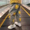 Baby Boys Jean Pants Kids Denim Trousers Children Casual Jean Yellow Face Printed Cotton Trousers 90 To 160 G1220