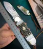 最高品質ダマスカスEDCポケット折りたたみナイフダマスカススチールドロップポイントブレードホーン+真鍮製ヘッドハンドルナイロンバッグ