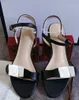 Kobiety podwójne złote sandały na płaskim obcasie Top prawdziwa skóra blokowe sandały na obcasie projektant obuwia sprzęt kostki sandały z paskiem sukienka buty ślubne 261