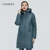 GASMAN Giacca invernale sottile con cerniera con cappuccio Giacca da donna parka moda tascabile Cappotto primaverile Piumini lunghi in cotone femminile solido 201125